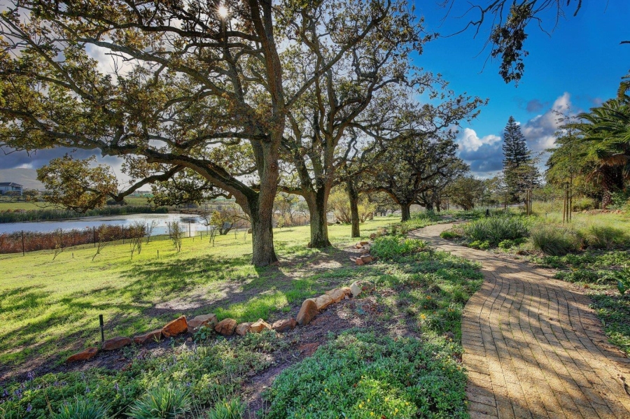 4 Bedroom Property for Sale in Clara Anna Fontein Western Cape